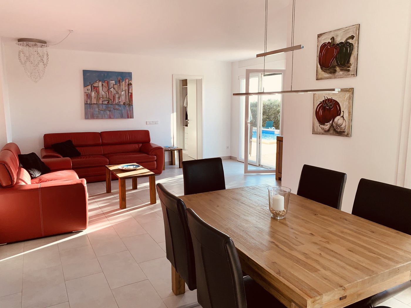 Wohn- und Esszimmer offen